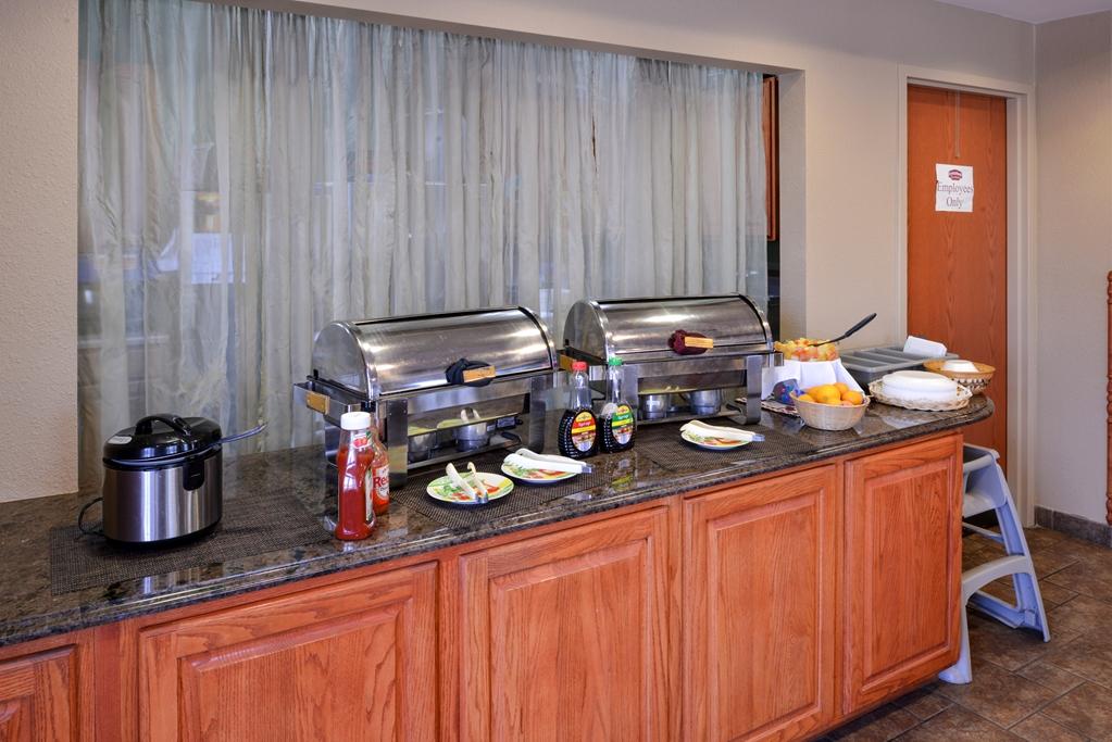 Country Hearth Inn & Suites Edwardsville Zařízení fotografie