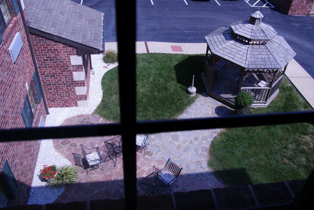 Country Hearth Inn & Suites Edwardsville Exteriér fotografie