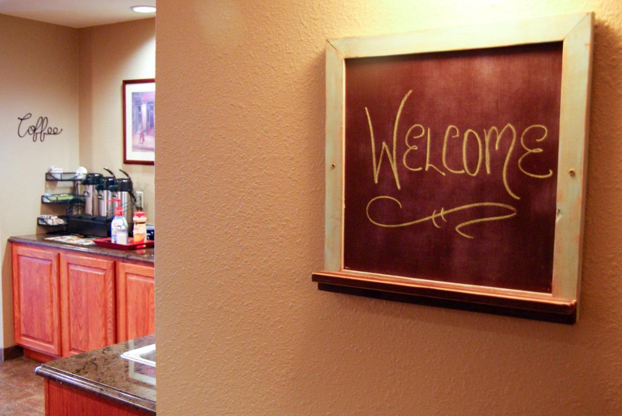 Country Hearth Inn & Suites Edwardsville Exteriér fotografie